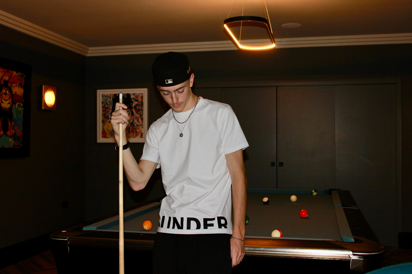 Cut logo tee
